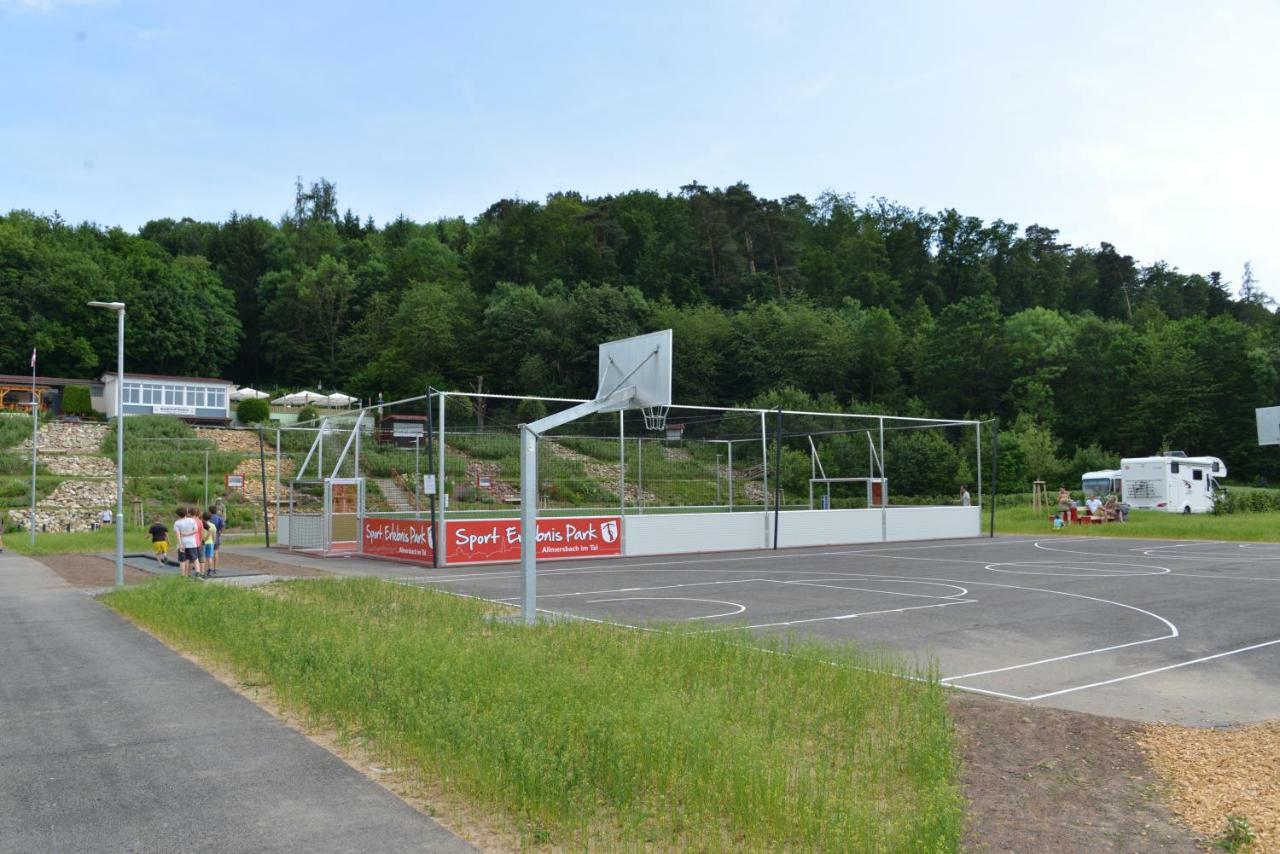 Campinghuette Im Sporterlebnispark Allmersbach Im Tal Buitenkant foto