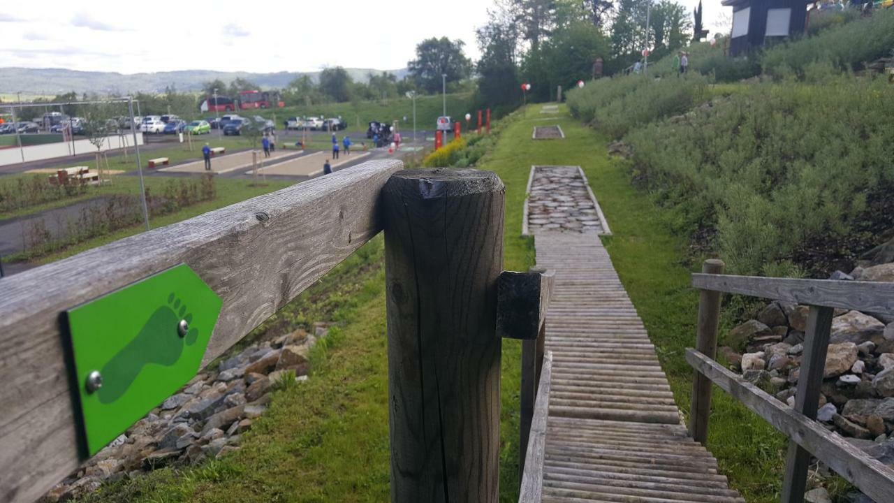 Campinghuette Im Sporterlebnispark Allmersbach Im Tal Buitenkant foto